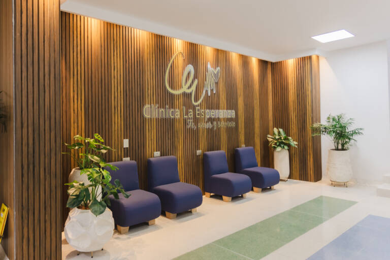 CLÍNICA LA ESPERANZA